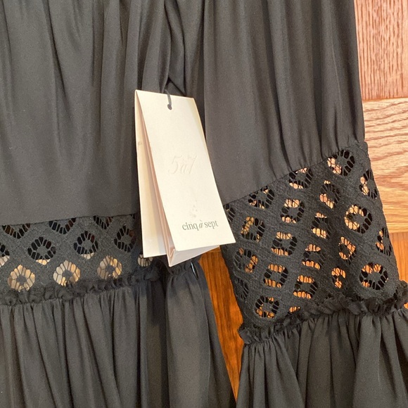 NWT cinq a sept Black Dress w/ tan lining. - Picture 6 of 12